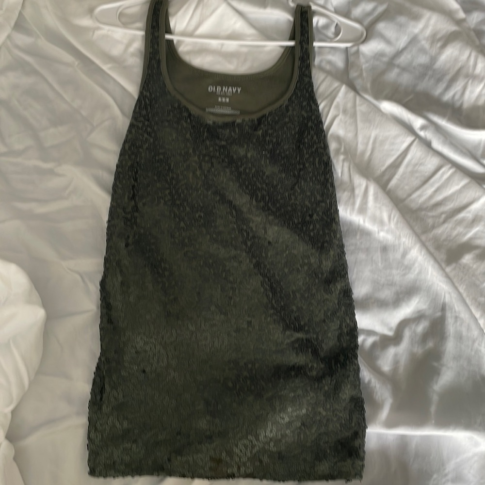 green medium top